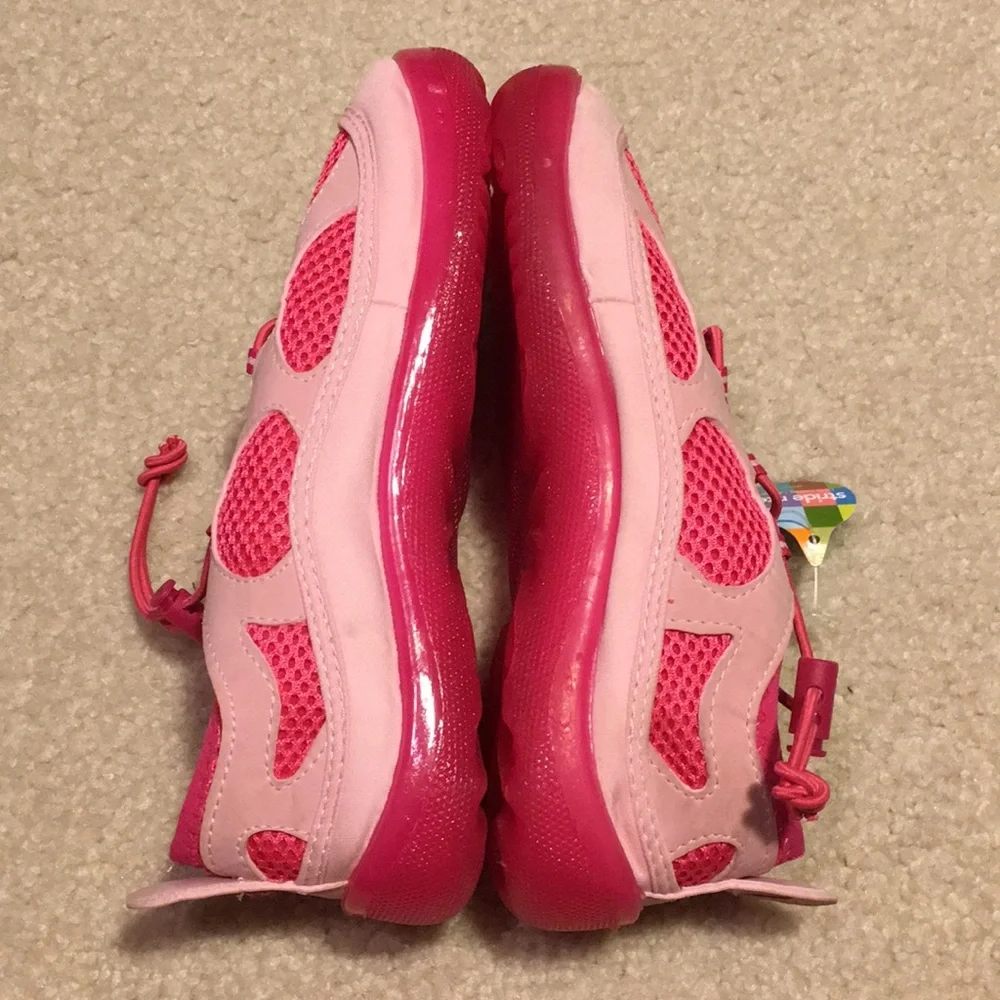 NIB stride rite water shoes